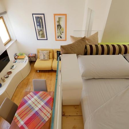 Siena Uptown - Sabrina'S Cozy Apartment Экстерьер фото