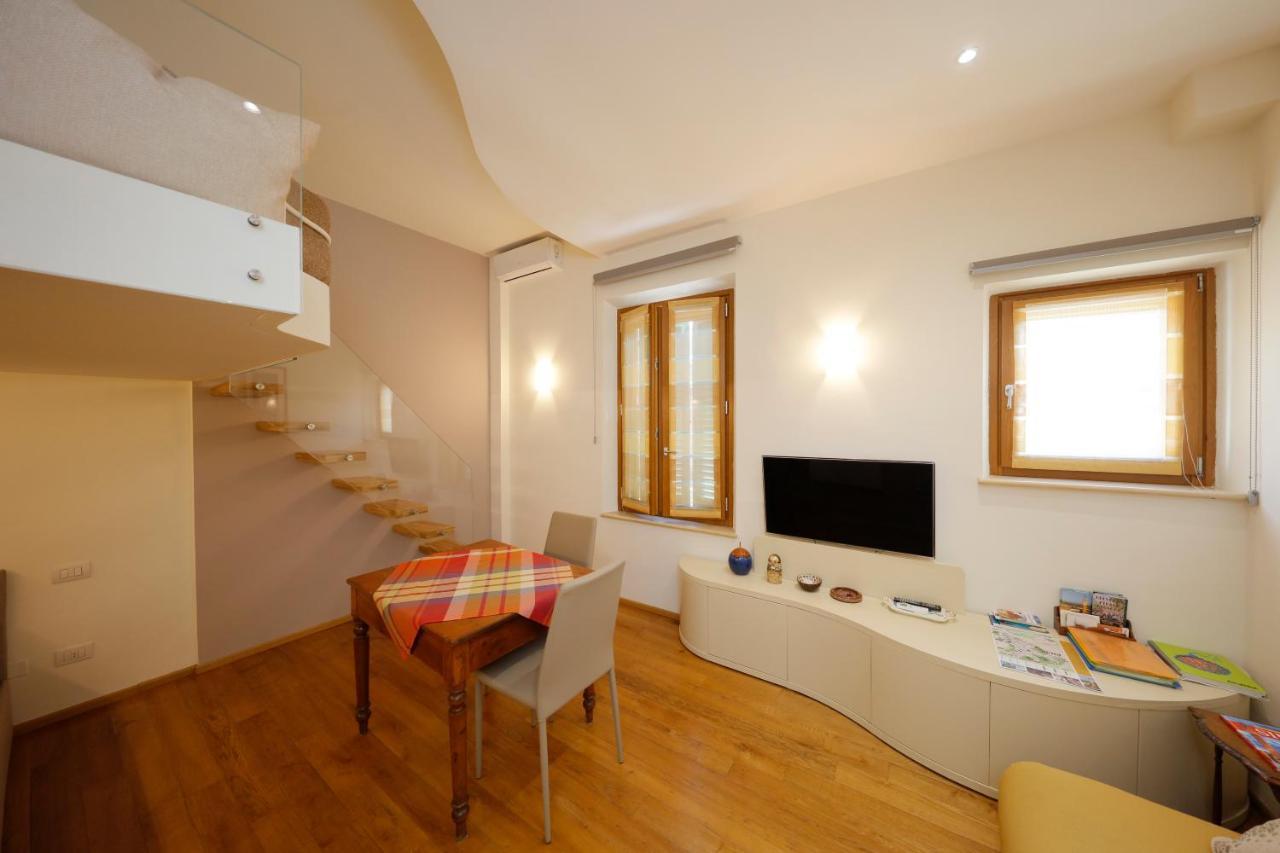 Siena Uptown - Sabrina'S Cozy Apartment Экстерьер фото