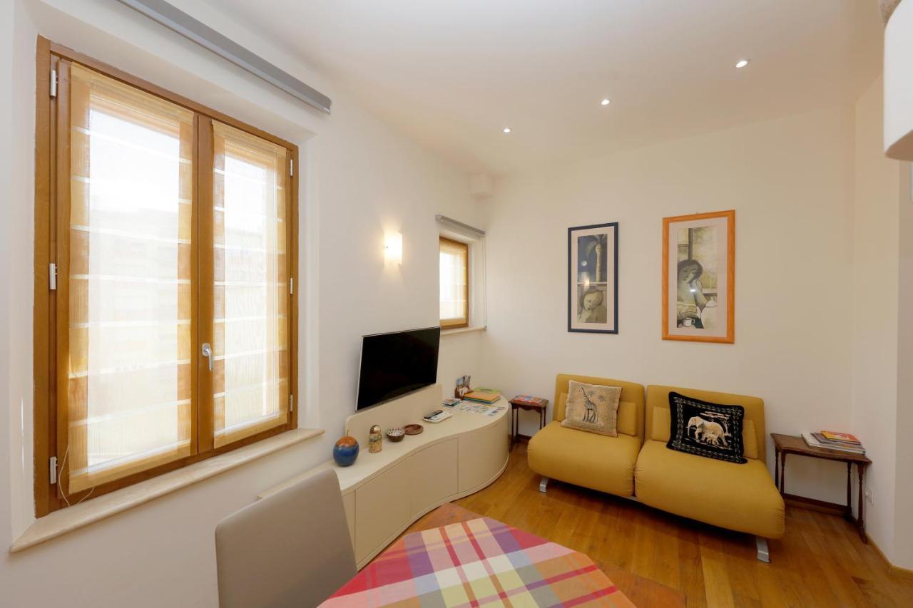 Siena Uptown - Sabrina'S Cozy Apartment Экстерьер фото