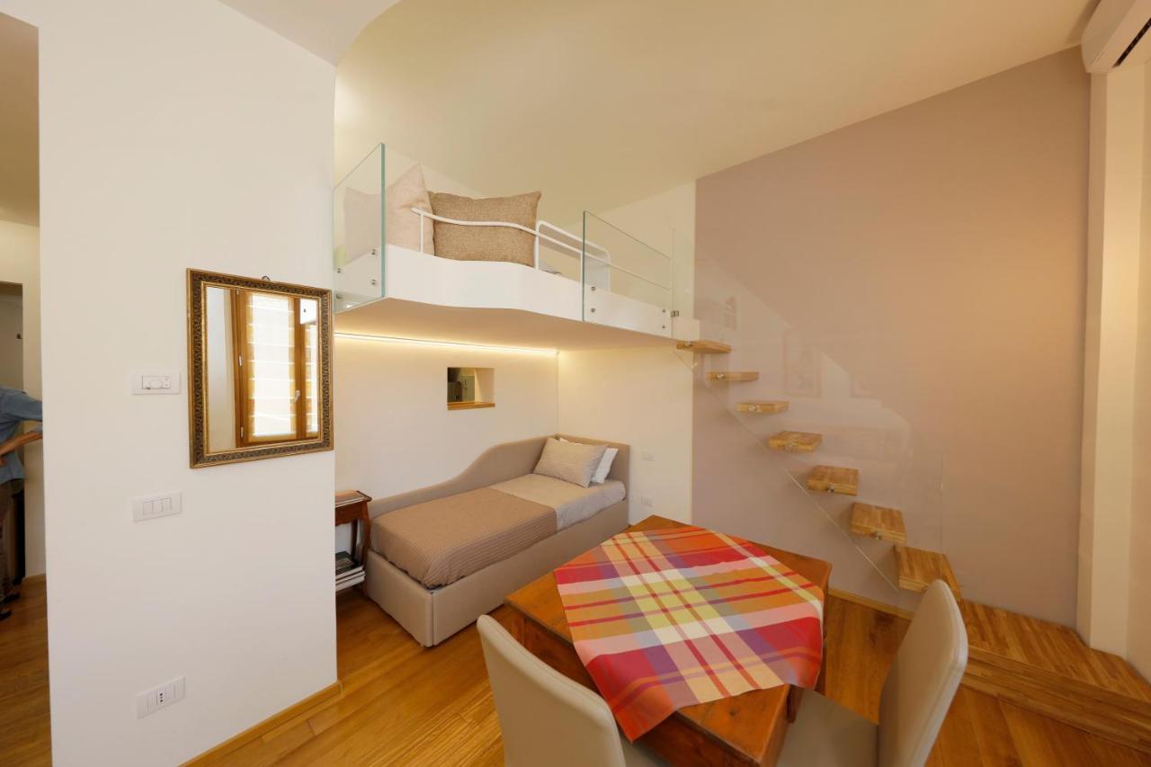 Siena Uptown - Sabrina'S Cozy Apartment Экстерьер фото